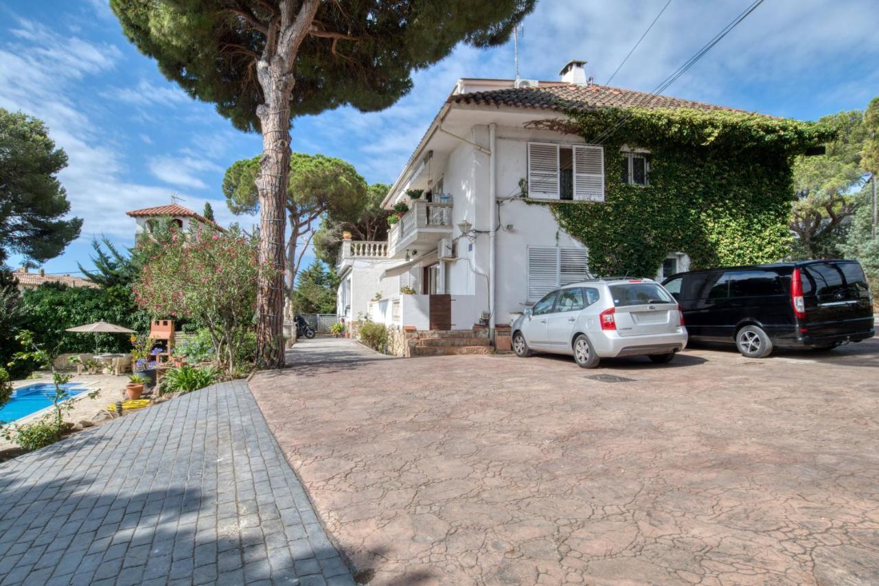 فيلا Casa Isabel كالونج المظهر الخارجي الصورة
